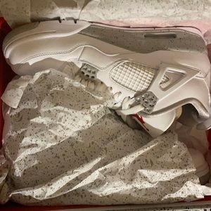 Jordan’s Reto 4’s White Oreos